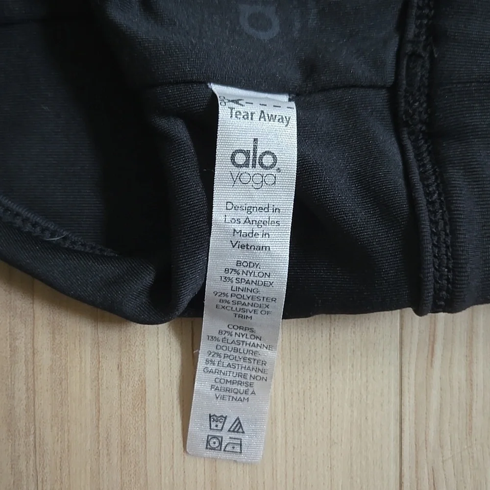 ALO Yoga United Long Line Bra, Black, Size Medium - Picture 4 of 4